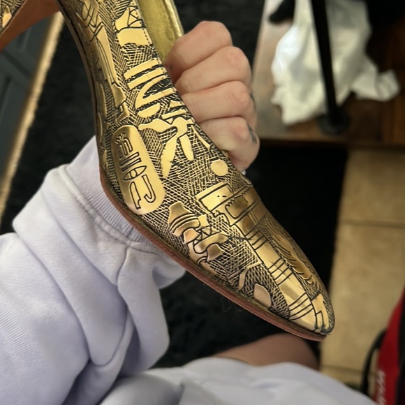 Vintage Rayne Custom Made Gold Shiny Heels! - Picture 15 of 15